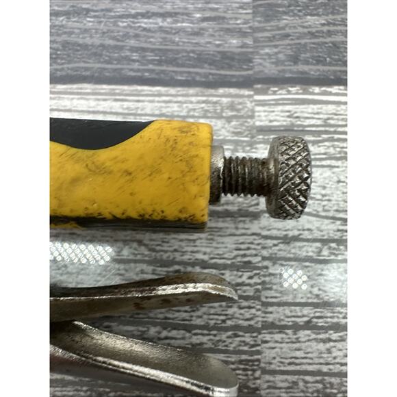 Roadpro Tools Open Stock RPS4028 10 Inch Curved Locking Pliers {L} - Picture 6 of 16